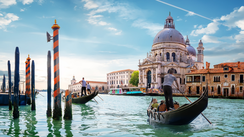 Savoring Venezia: A Culinary Journey Through Its Delicacies