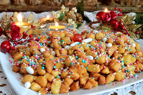 STRUFFOLI, CALZONCELLI & friends: Beloved Italian Christmas Traditions