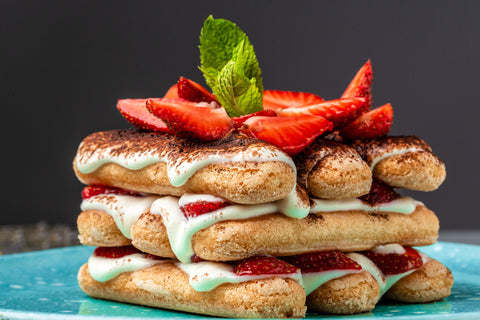 Strawberry tiramisù, lighter and tasty