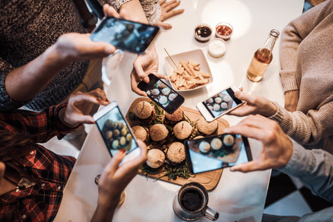 Food Sharing On Social Media