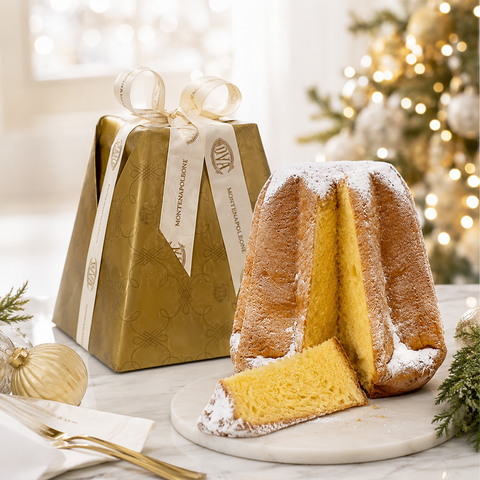 Cova Montenapoleone 1817 Pandoro sliced and served for Christmas