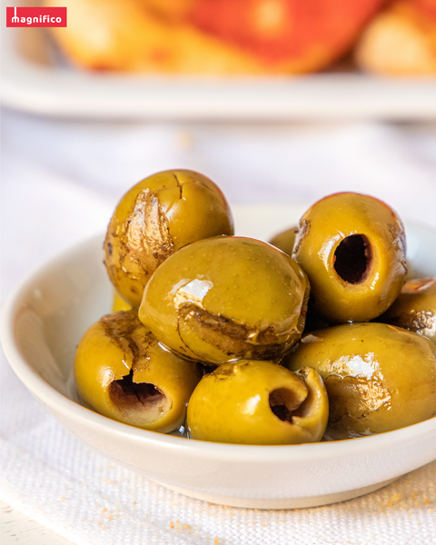 Grilled Pitted Olives in Sunflower Oil 11.6 Oz - Magnifico Food